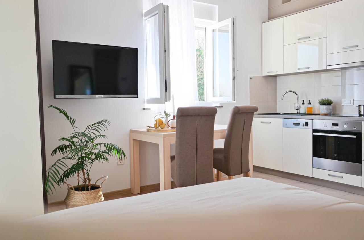 Karbonaca Apartments 法扎纳 外观 照片